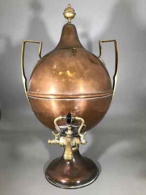 VINTAGE COPPER &amp; BRASS SAMOVAR STANDING APPROX 17 INCHES IN HEIGHT INCLUDING LID