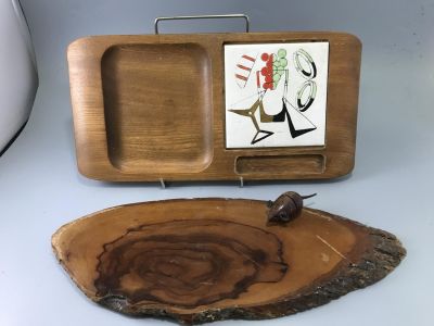 1960's RETRO MOUSE CHEESEBOARD 13 INCHES IN LENGTH &amp; TILE CHEESEBOARD 12 INCHES IN LENGTH