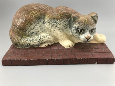 UNUSUAL CAST IRON VINTAGE CAT ON A WALL DOOR STOP 9 INCHES IN LENGTH