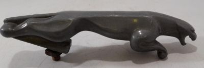 HEAVY VINTAGE CAST IRON JAGUAR BONNET MASCOT 7 INCHES IN LENGTH