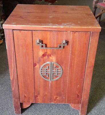 ORIENTAL STYLE CABINET WITH INTERNAL SHELVING 24 X 18 X 15 INCHES