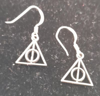PAIR SILVER TRIANGULAR EARRINGS