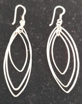 PAIR OF SILVER TRIPLE LEAF EARRINGS