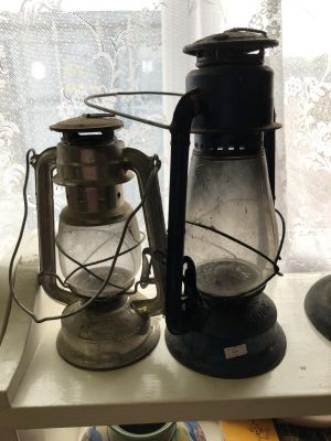 2 X HURRICANE LAMPS