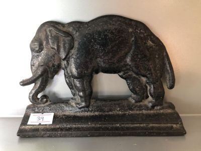 SMALL VICTORIAN CAST IRON DOOR STOP ELEPHANT