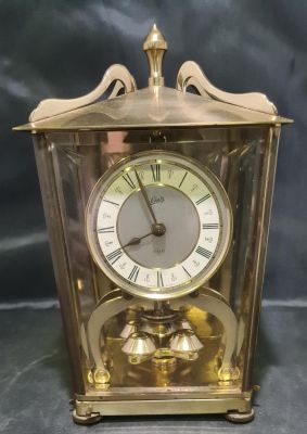 VINTAGE 400 DAY SCHATZ BRASS CLOCK WITH KEY