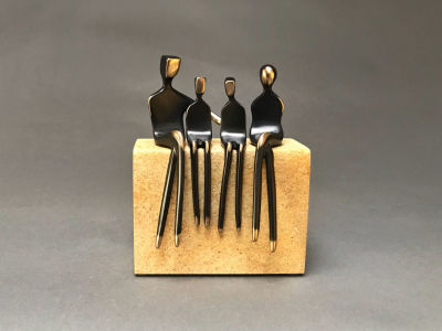 Yenny Cocq - Family of Four. , Bronze figurines, black patina, natural sandstone base, . 5.25‚&Auml;&ugrave; 