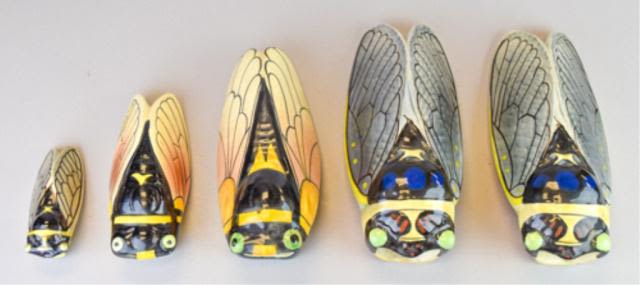 Lot 251: 5 French Polychrome Ceramic Cicada Wall Pockets