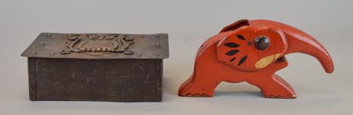 Lot 318: Metal Decorative Items