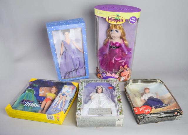 Lot 429: Lucille Ball Elizabeth Taylor Figures New In Boxes