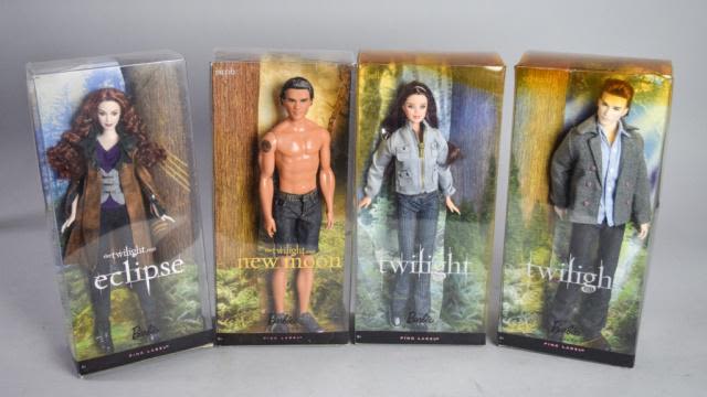 Lot 465: Twilight Figures New In Boxes