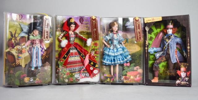 Lot 473: Alice in Wonderland Figures New In Boxes
