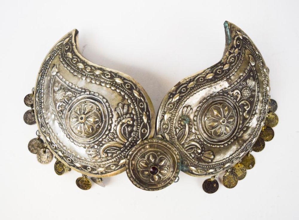 Lot 202: Mid-19th Century Greek Buckle