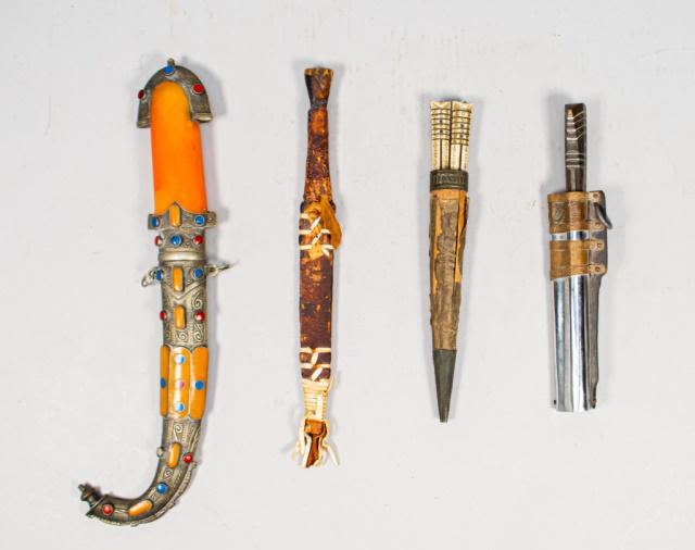 Lot 234: Lot of 4 Daggers