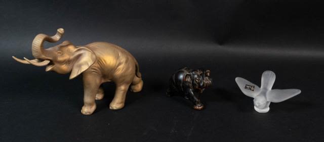 Lot 226: Lot of Animal Figures