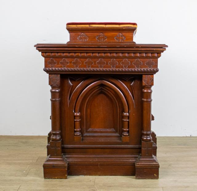 Lot 279: Carved Victorian Walnut Church Lectern