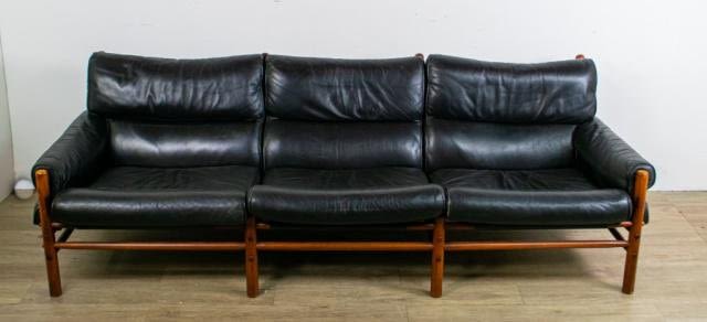 Lot 287: Arne Norell Kontiki Sofa Danish Design