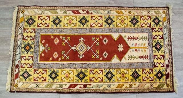 Lot 336: Turkish Prayer Rug