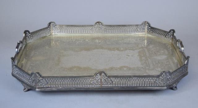 Lot 194: Silverplate Gallery Tray