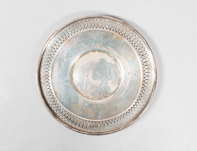 Lot 195: Roger Williams Silver Co. Sterling Plate