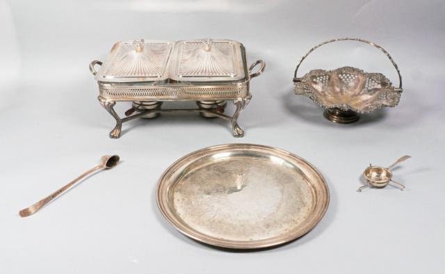 Lot 210: Grouping of Silverplate