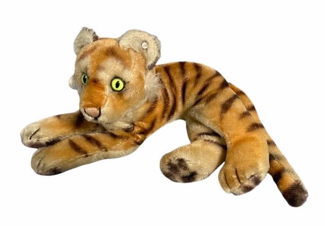 Lot 291: Steiff Button Ear Tiger