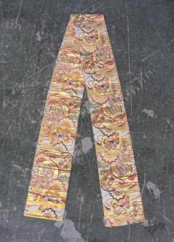 Lot 303: Contemporary Chinese Brocade Table Runner
