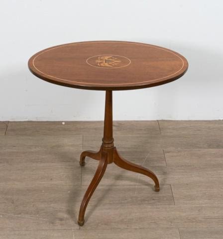 Lot 262: Federal Style Tilt Top Side Table