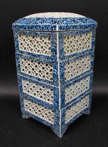 Lot 359: Japanese Porcelain Openwork Jubako