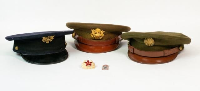 Lot 372: Grouping of World War II Militaria