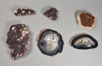 Collection of 6 Minerals. Collection of 6 minerals, 3 amethysts, 1 citrine and 2 geode slices. 