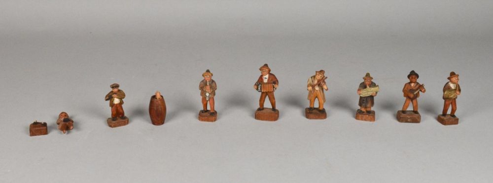 Lot 68: 8 Carved German Figurines