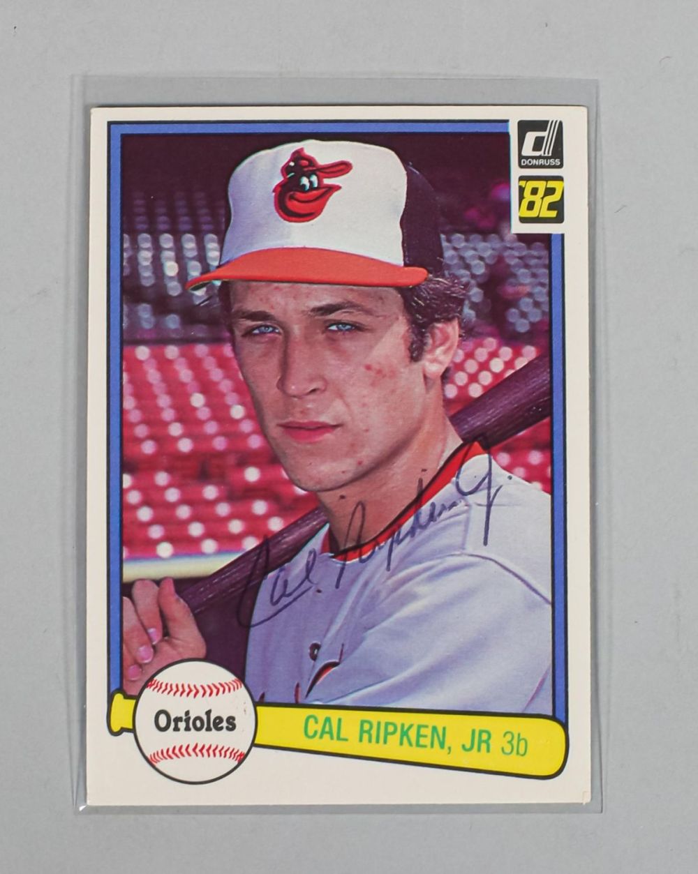 Lot 149: 1982 Donruss Cal Ripken Jr Rookie Card Autographed