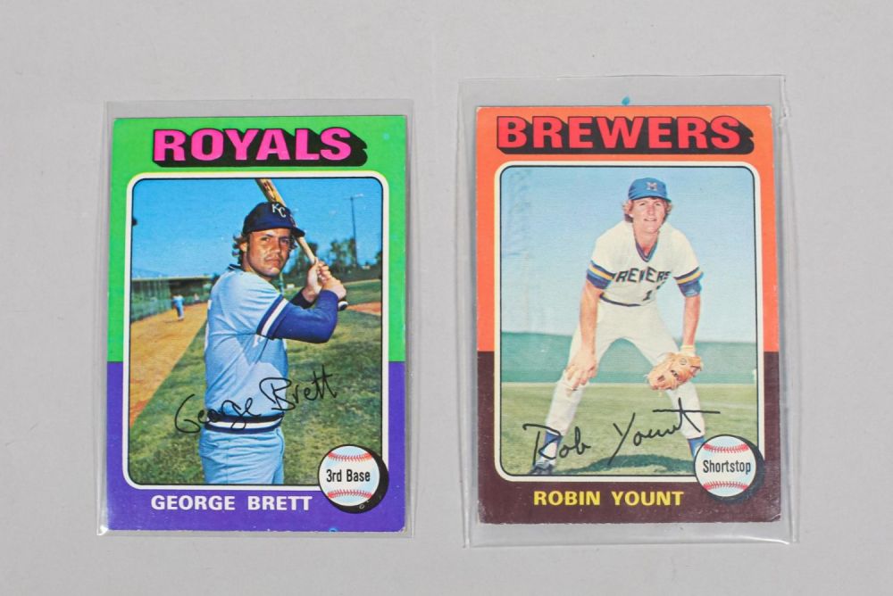 Lot 150: 1975 Robin Yount and George Brett Rookie Cards