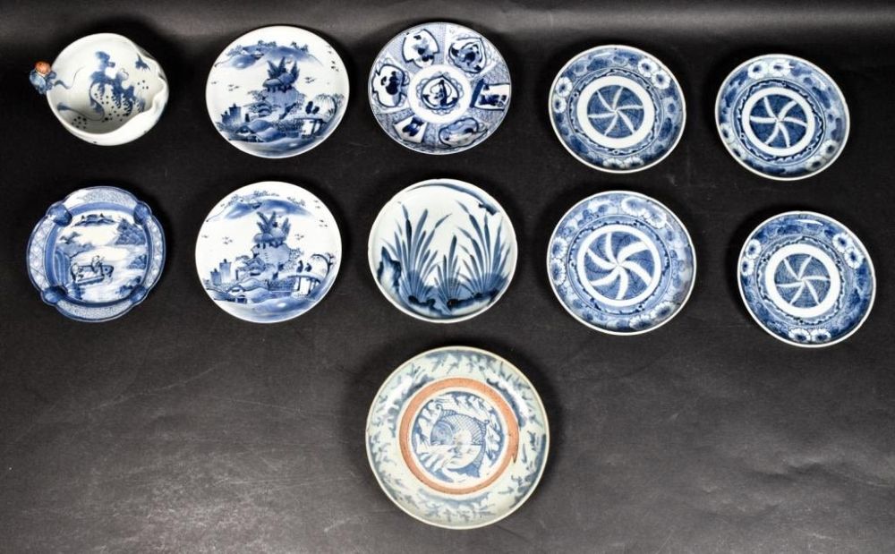 Lot 197: 11 Pieces Japanese Arita Porcelain