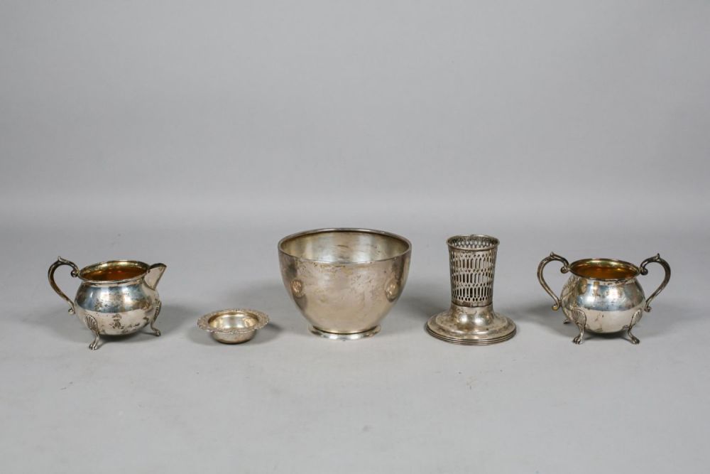Lot 238: 5 Pieces Sterling & 900 Silver