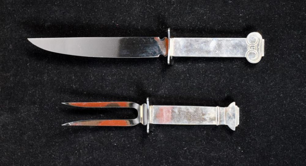 Lot 244: Robert Venturi & Denise Scott Brown Carving Set