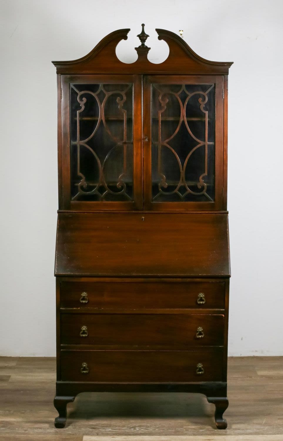 Lot 312: Rockford Furniture Mahogany Secretary