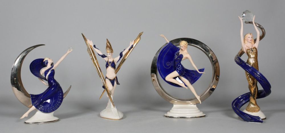 Lot 330: 4 Franklin Mint Porcelain Figurines