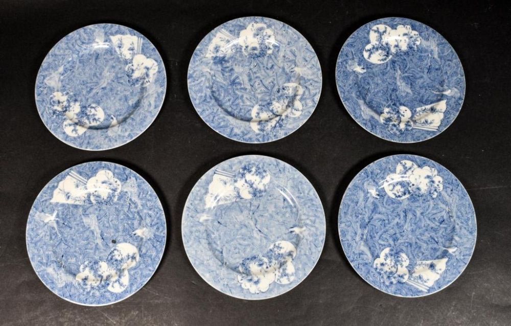 Lot 387: 6 Seto Sometsuke Porcelain Crane Plates