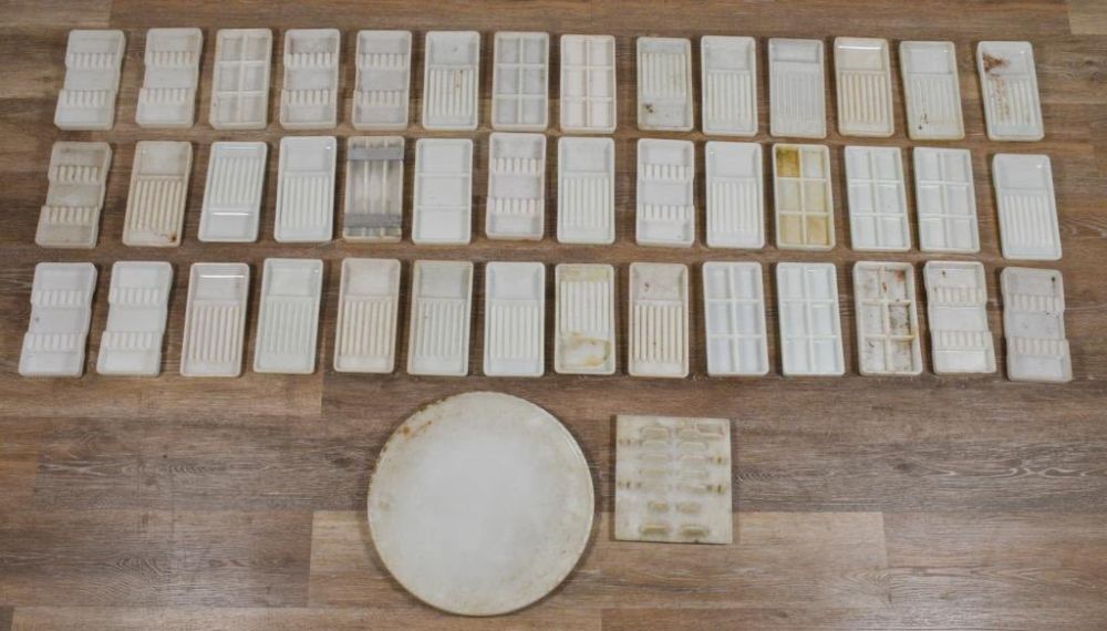 Lot 248: Large Lot of Milk Glass Trays