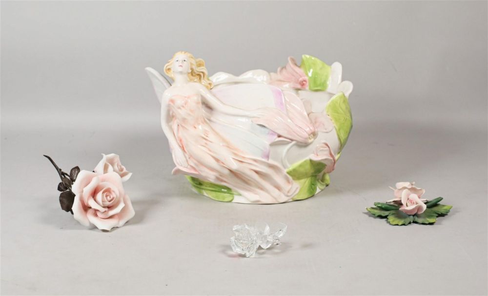 Lot 318: Italian Pottery Bowl and 3 Rose Sculptures