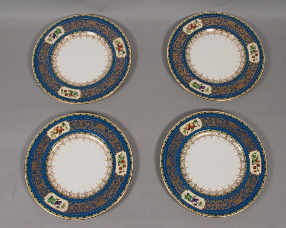 Lot 359: 4 Mintons for W.M Plummer & Co Plates