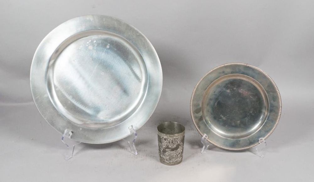 Lot 393: Collection of Pewter Items