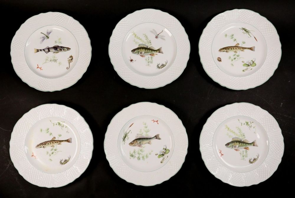 Lot 256: 6 Marlborough Simpson Ironstone Fish Plates