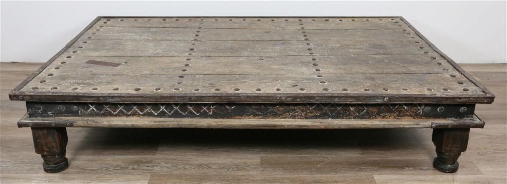 Lot 290: Indian Low Table / Bed