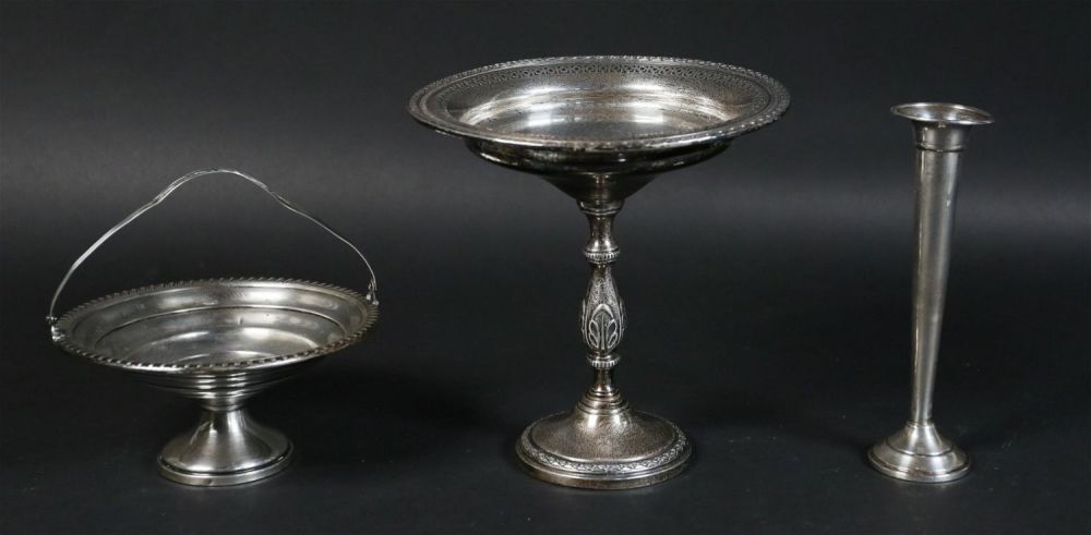 Lot 306: 3 Pieces Weighted Sterling