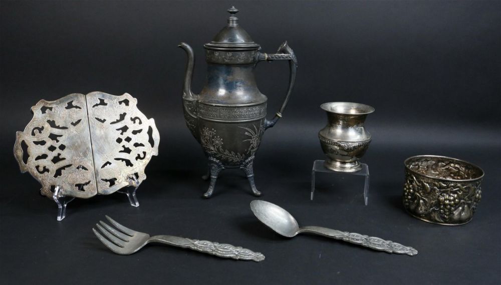 Lot 317: 4 Silverplate Items, 2 Norwegian Pewter Utensils