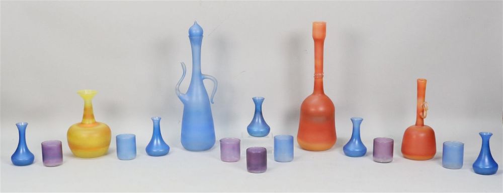 Lot 451: 15 Pieces Neker Studio Glass Israel