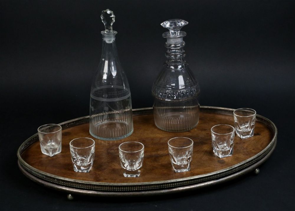 Lot 452: 2 Glass Decanters, 6 Shot Glasses & Walnut Tray